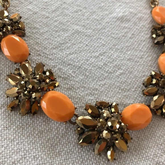 J Crew Brushed Gold Tone Orange Golden Brown Statement Necklace Fashion Jewelry - Picture 2 of 4